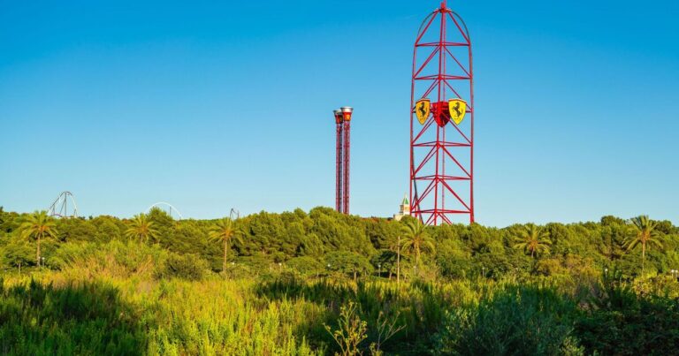 Europe’s ‘best’ roller-coaster at incredible theme park – but some ‘pass out’ | World | News