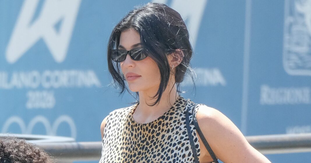 Kylie Jenner Wears TKEES Flip Flops in Italy