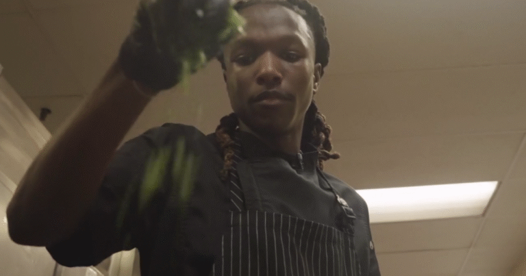 Chicago man is an inspiration after being born with gastroschisis, with organs outside body