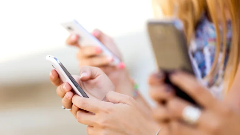India-Made Phones Outpace China’s in US for First Time: Report