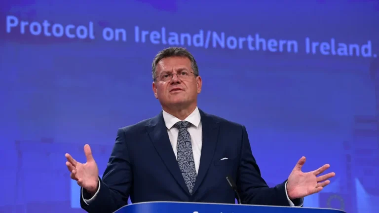 REPLAY: EU Trade Chief Holds Press Conference on US–EU Deal