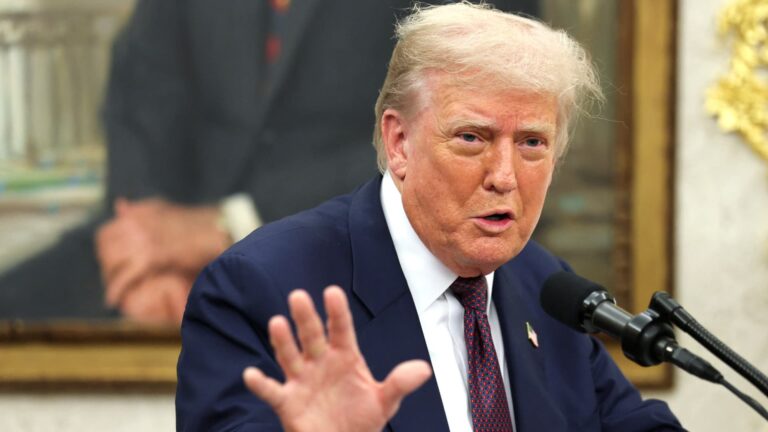 Trump orders ‘new’ census that excludes undocumented immigrants