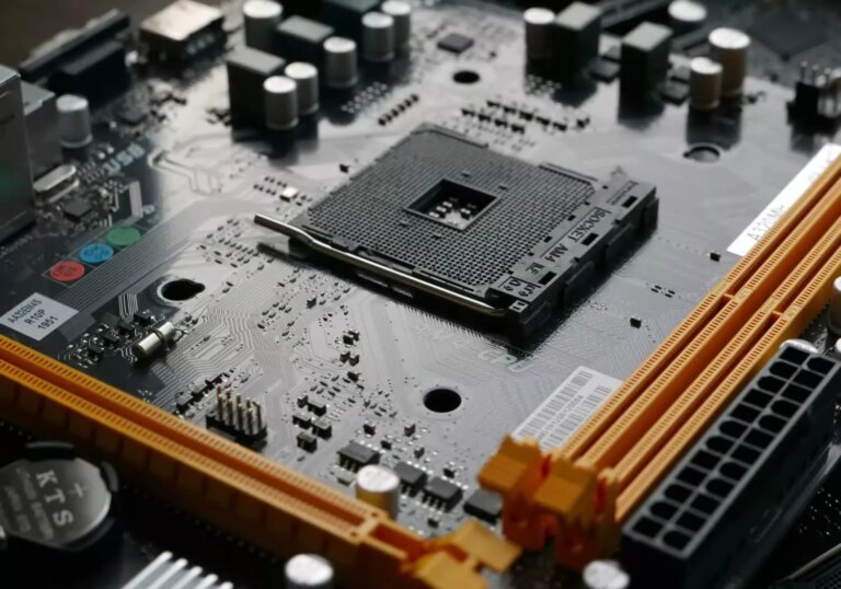 7 Red Flags When Choosing Cheap PC Components
