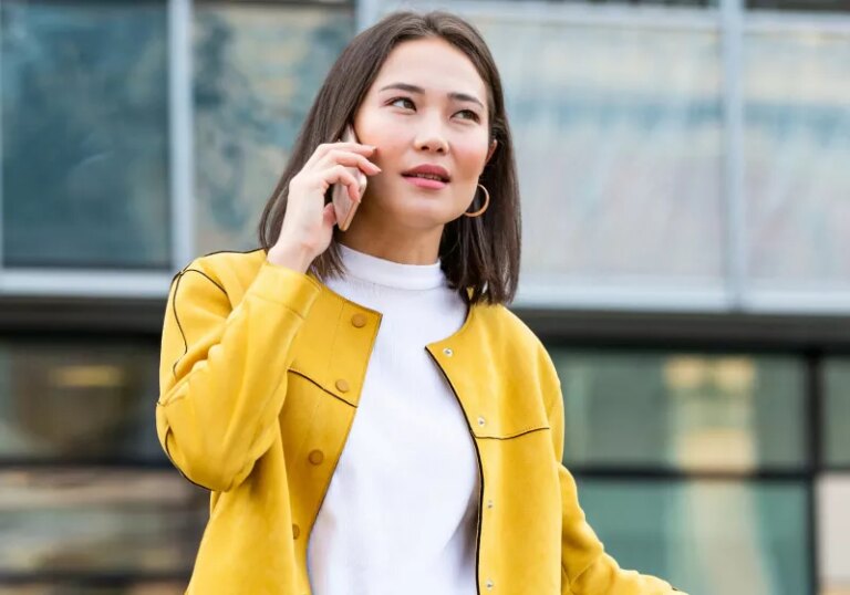 Radar captures subtle cellphone vibrations to eavesdrop on calls from several feet away