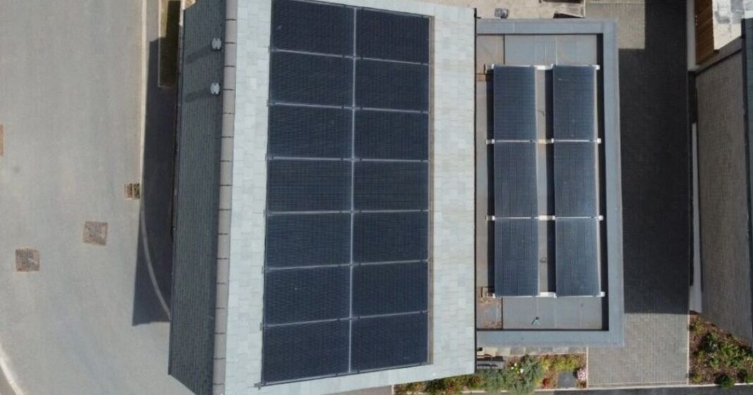 I bought a Zero Bills house – now Octopus Energy charges me £0 every month | Personal Finance | Finance