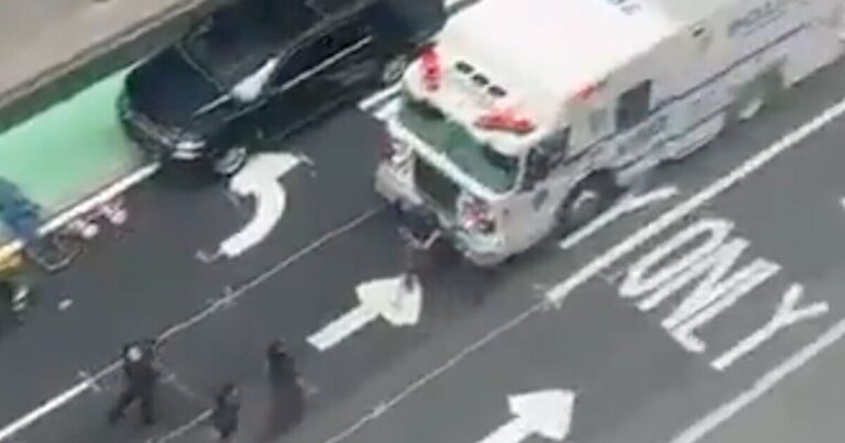 Times Square LIVE: Evacuation in New York City as bomb squad rush to midtown Manhattan | World | News