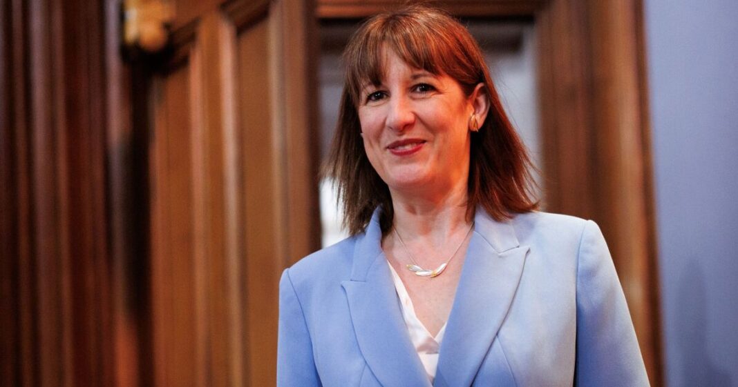 Rachel Reeves ‘pushing ahead with tax raid’ despite huge £10bn milestone | Politics | News