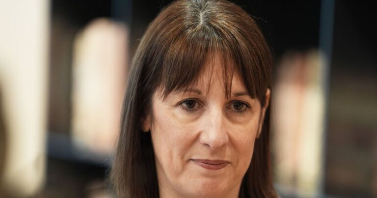 Rightmove issues stark warning to Rachel Reeves over ‘new property taxes’ | Personal Finance | Finance