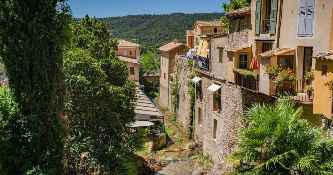 British ex-pats in France face being hammered for their pensions | UK | News