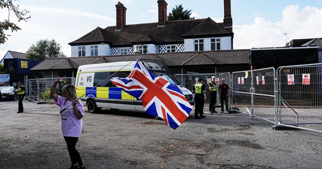 Asylum hotel protests LIVE: Police brace for more migration fury after Epping ruling | UK | News
