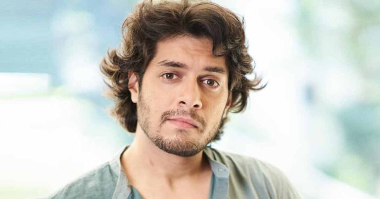 Did You Know? Aamir Khan’s Son Junaid Was Rejected In 7 Films Including Laal Singh Chadha, But Later Went On To Sign 3 Movies Before His Bollywood Debut!