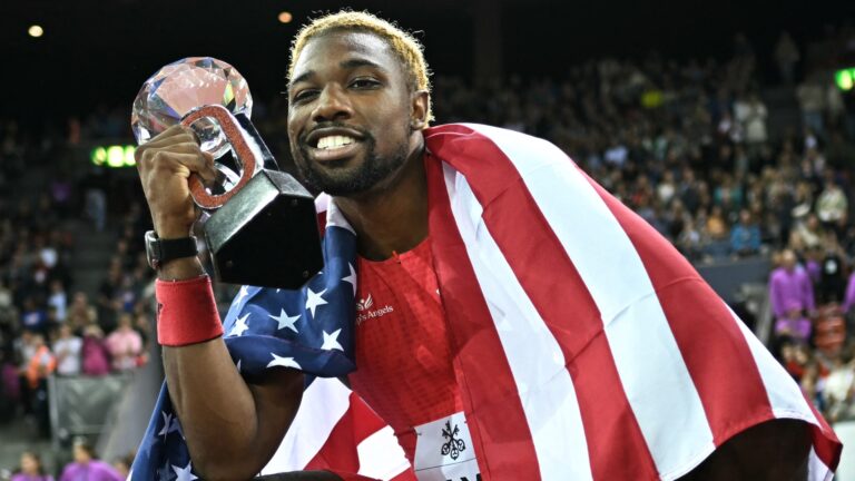 Noah Lyles chases down Olympic champion to set record with stunning $30k win