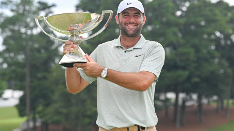 ‘That is a tragedy’ – Golf legend says the current ‘best player in the world’ can’t hit the ball