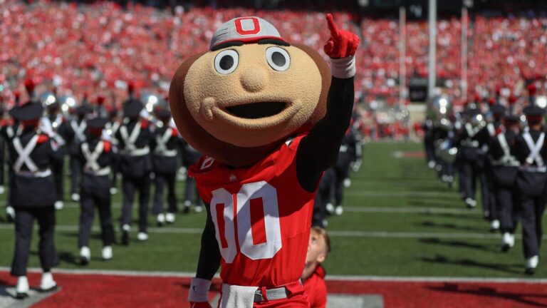College football rankings: Ohio State, Alabama, Texas lead NCAA top 25 movers in Week 1