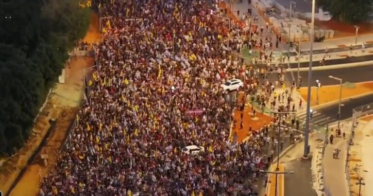 Nationwide protests erupt in Israel demanding hostage deal and end to Gaza war