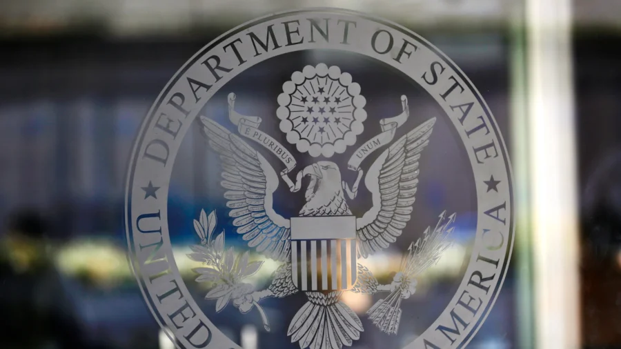State Department to Require Applicants for Business, Tourist Visas to Post $15,000 Bond