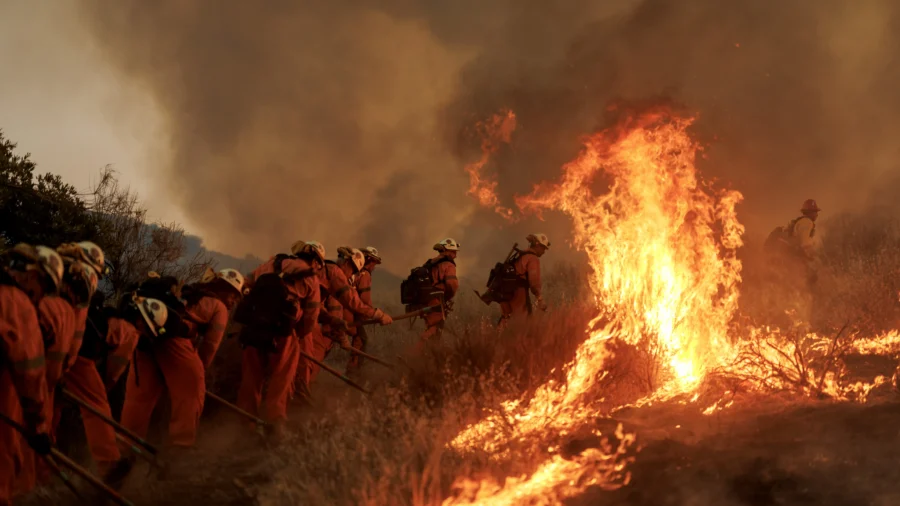 New California Wildfire Erupts Amid Ongoing Blazes in the West