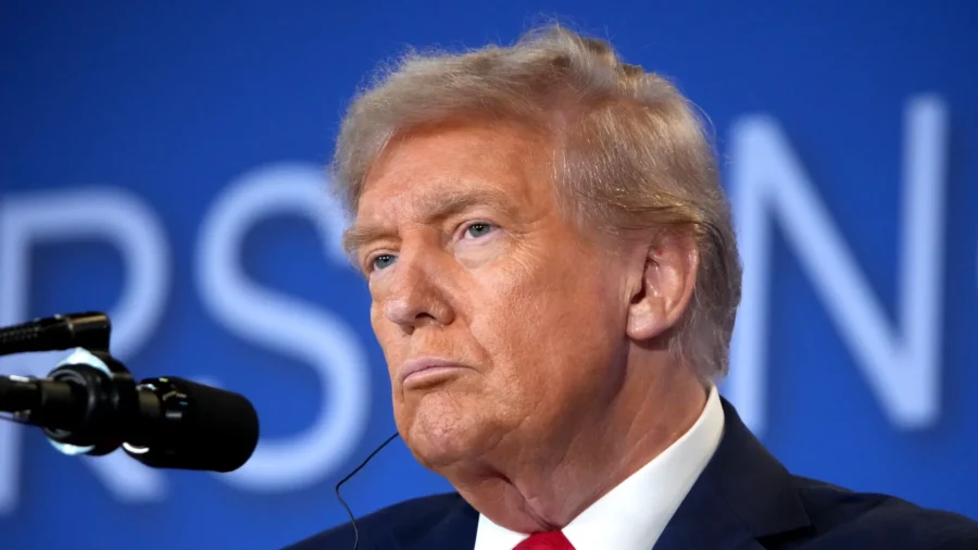 Trump Pauses Tariff Threats on China Following Putin Summit