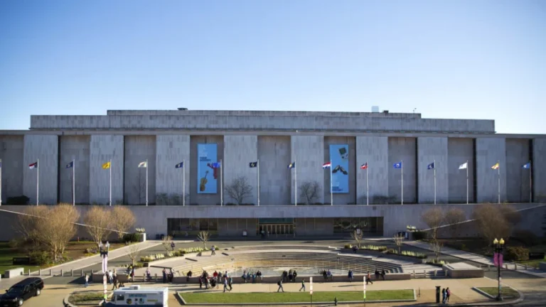 White House Identifies 20 Smithsonian Exhibits It Says Promote Race, Gender Ideology