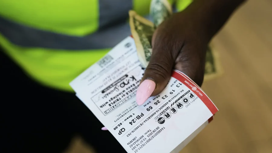 Sunblock, Charcoal … and Powerball? Holiday Weekend Lottery Drawing Worth $1 Billion