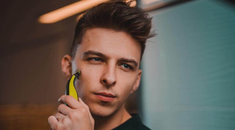 8 Best Electric Razors for Teens 2025