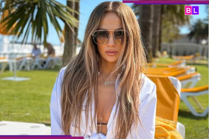 Jennifer Lopez SNUBBED at Chanel store in Istanbul, but she walks away to…