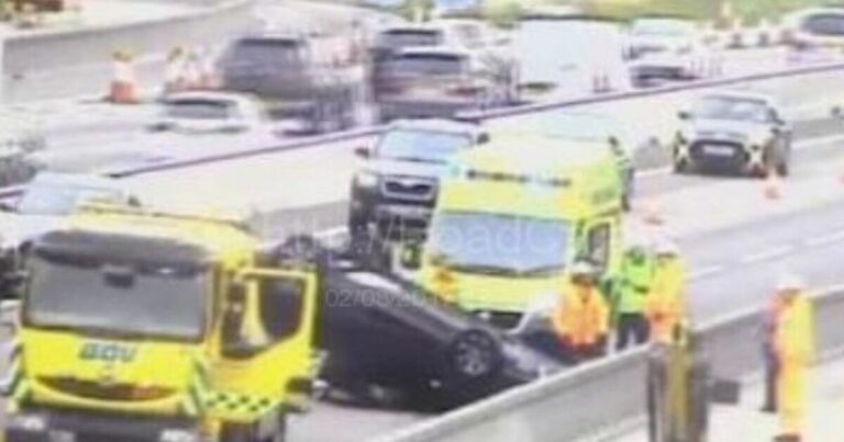 A1 LIVE: Traffic chaos as road closed due to ‘serious collision’ | UK | News