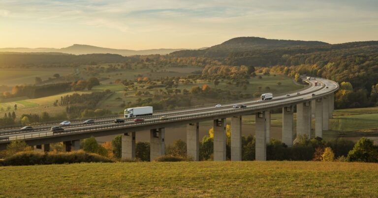 The countries with the world’s busiest roads revealed – top 2 are in Europe | World | News