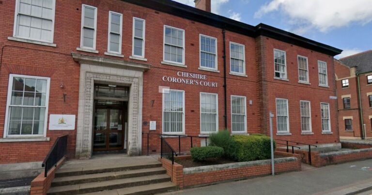 Rochdale grooming gang victim kills herself after ‘health battle’ | UK | News