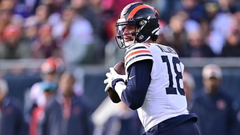 Bears vs. Vikings prediction, odds, line, time: 2025 NFL Week 1 Monday Night Football picks by proven computer