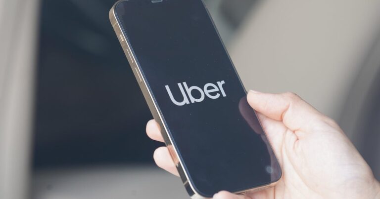 Uber plans to let customers book helicopter rides through its app