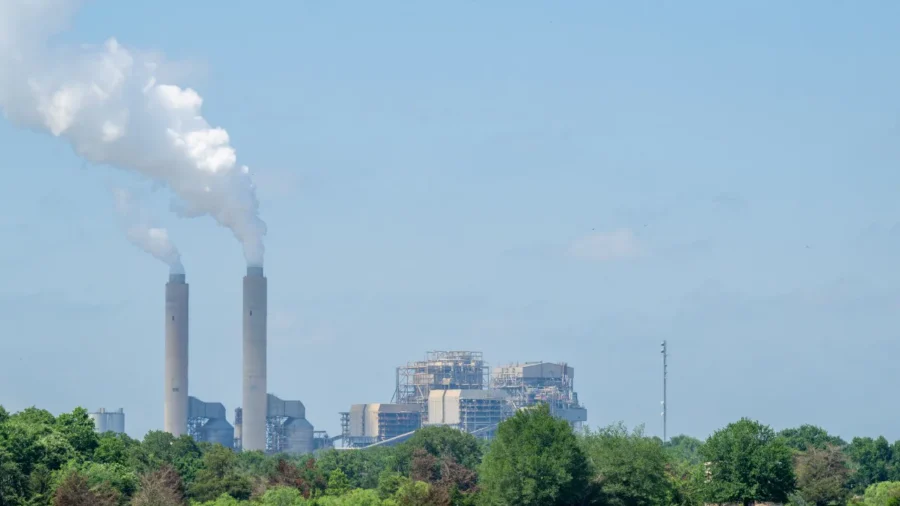 Trump Administration Plans Coal Lease Sales