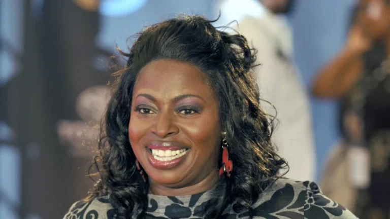 R&B Singer Angie Stone’s Children Sue Truck Company for Her Death in Highway Crash