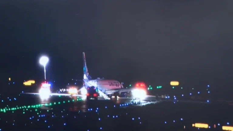 United Flight Makes Emergency Landing in Osaka