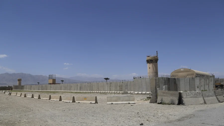 US Seeking to Regain Control of Bagram Air Base in Afghanistan: Trump