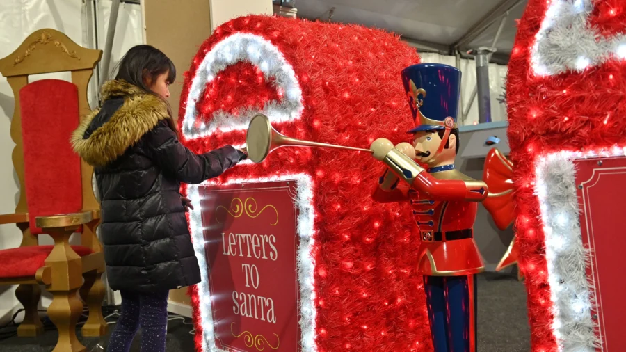 Kids Now Can Start Sending Letters to Santa