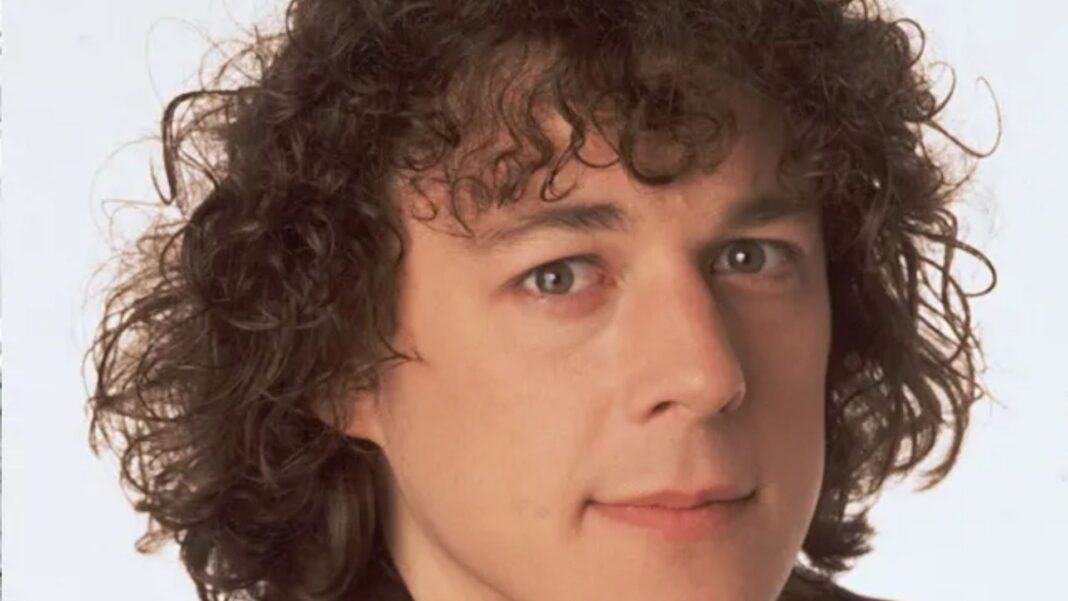Comic Alan Davies reveals he took cocaine shared by crew while filming BBC drama Jonathan Creek