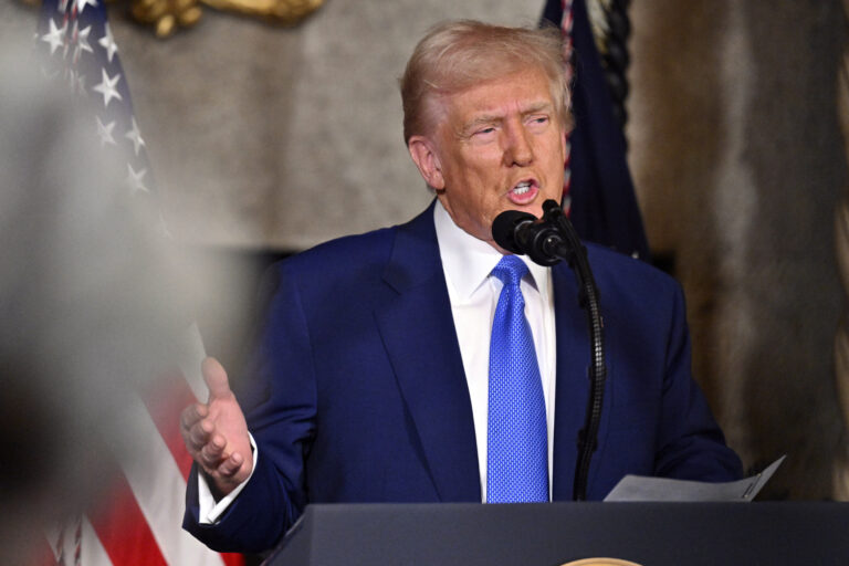 Trump announces crackdown on pharmaceutical advertising
