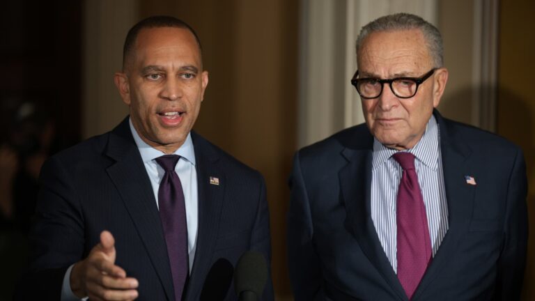 Trump distrust keeps Democrats out of ‘gang’