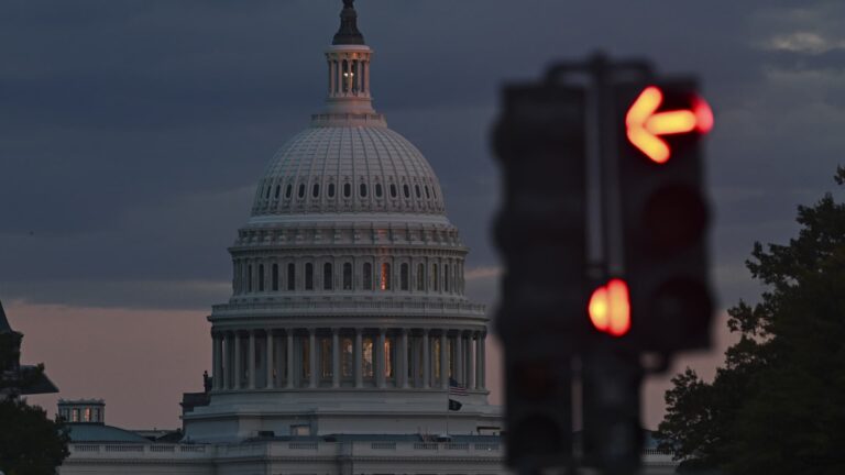 Government shutdown could cost U.S. economy up to $14 billion: CBO