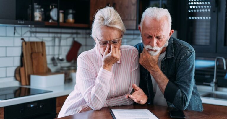Warning to millions of Brits hoping to retire before 67 | Personal Finance | Finance