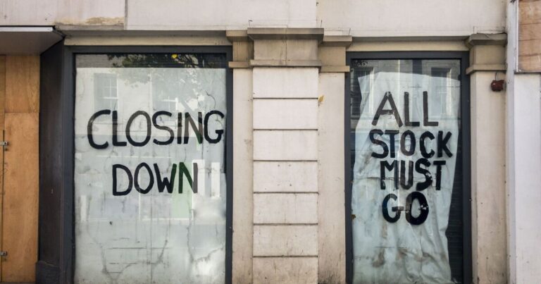 Major high street chain planning to close 200 shops as warning issued | UK | News