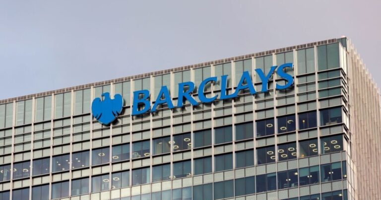 Barclays giving customers £900 for one ISA and bank change | Personal Finance | Finance