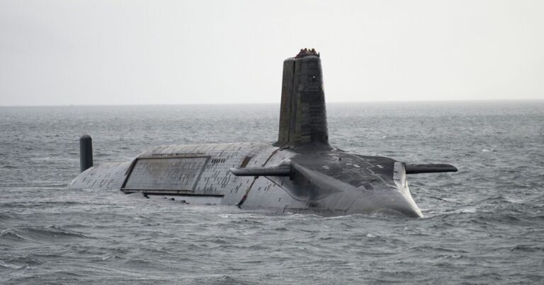 UK urged to discuss sharing nukes with Germany amid ‘critical’ Russian threat | UK | News