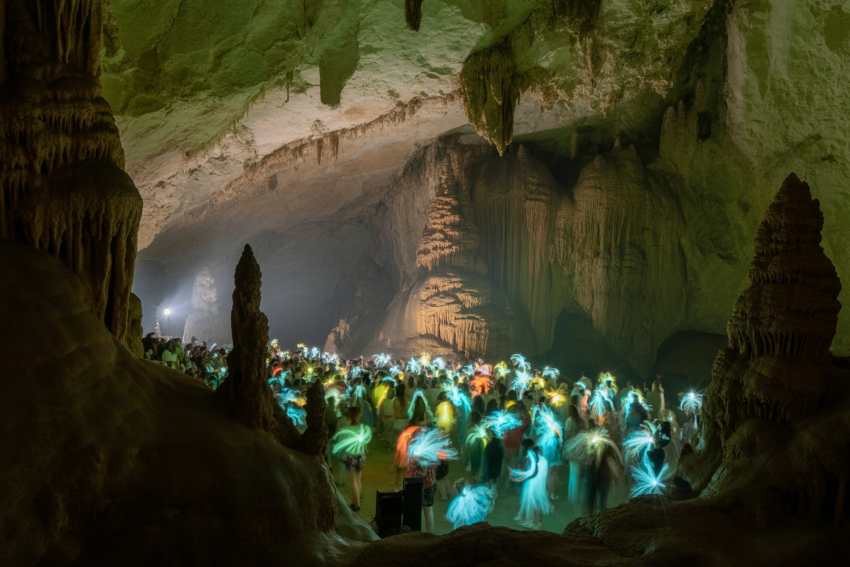 Mehregan Festival at Karaftu Cave in Kordestan: A Celebration of Iranian Culture and Heritage, Enhancing Tourism and UNESCO Recognition