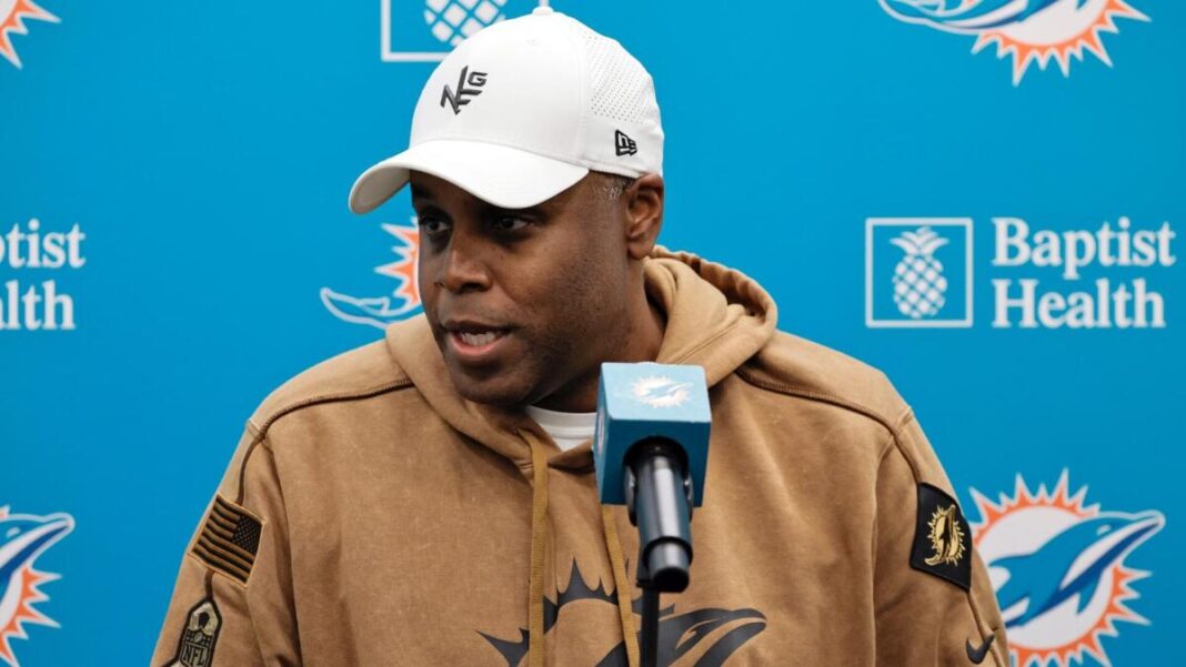 Dolphins oust Chris Grier, reportedly retaining Mike McDaniel for rest of season