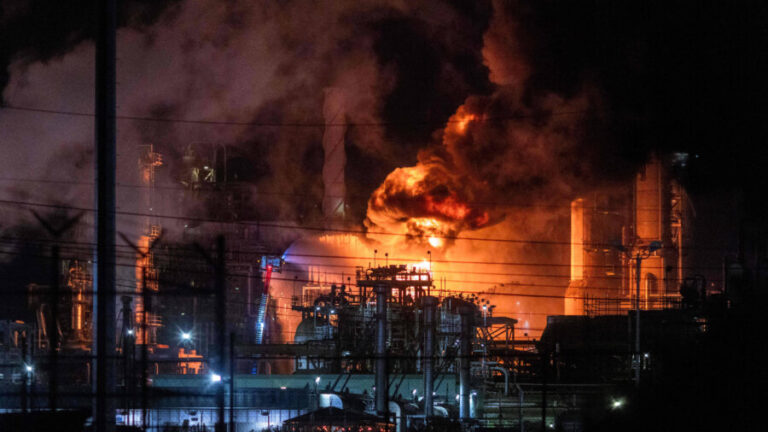 Massive Fire Erupts at Chevron Refinery Near Los Angeles