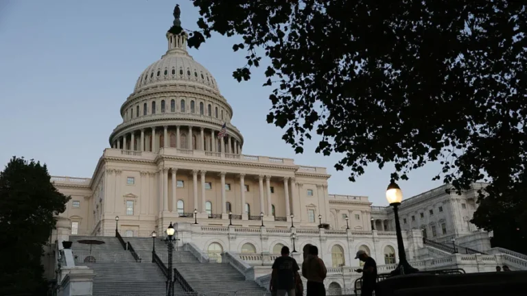 Shutdown Day 7: Congress Deadlocked, Trump Hints at Healthcare Talks With Democrats