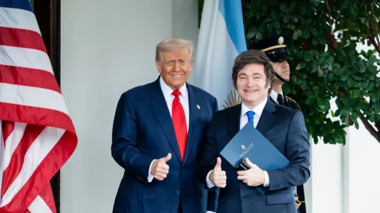 Trump Says $20 Billion Aid for Argentina Depends on a Milei Election Victory