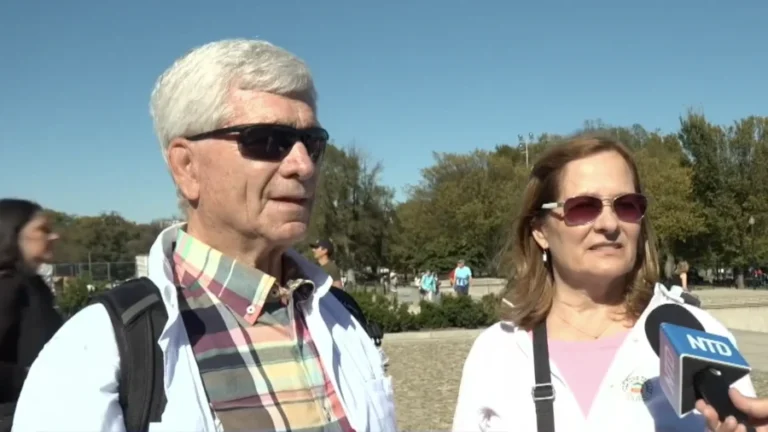 Democrats vs. GOP: Whose Messaging Is Winning Amid Government Shutdown?